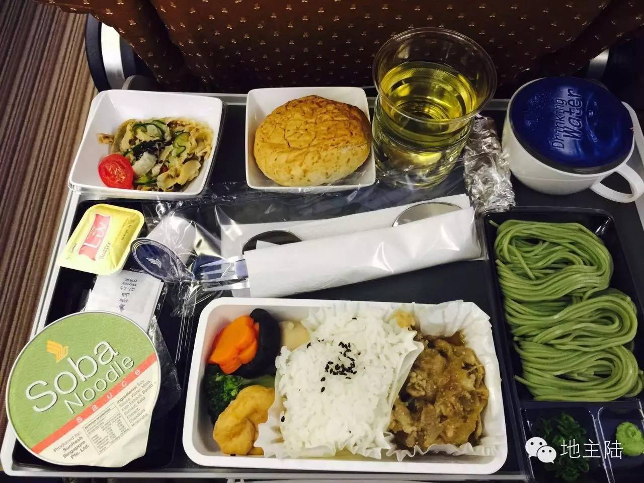 为啥飞机餐有那么难吃,飞机餐都不好吃吗