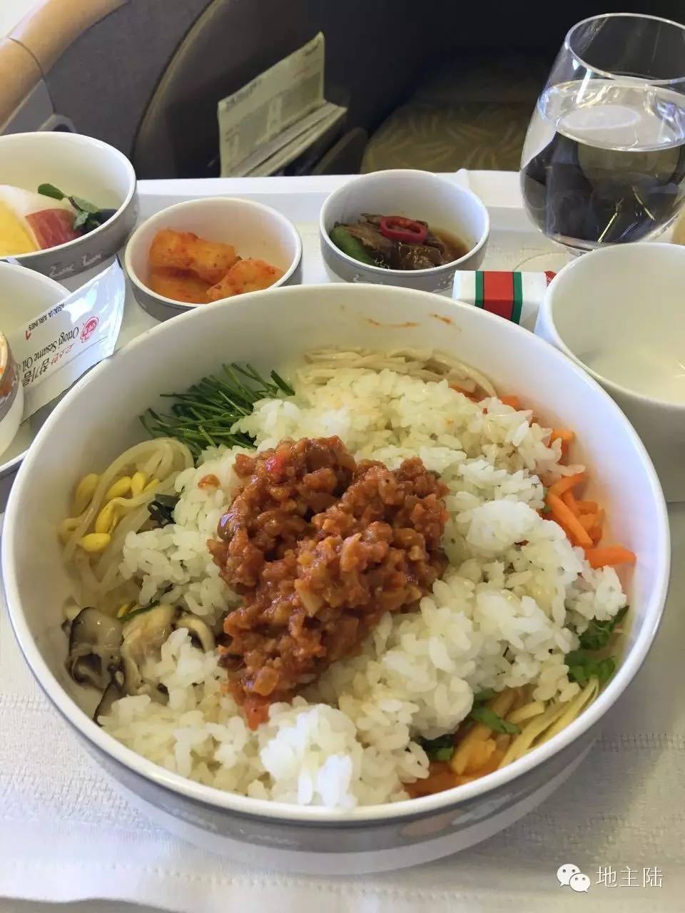 为啥飞机餐有那么难吃,飞机餐都不好吃吗