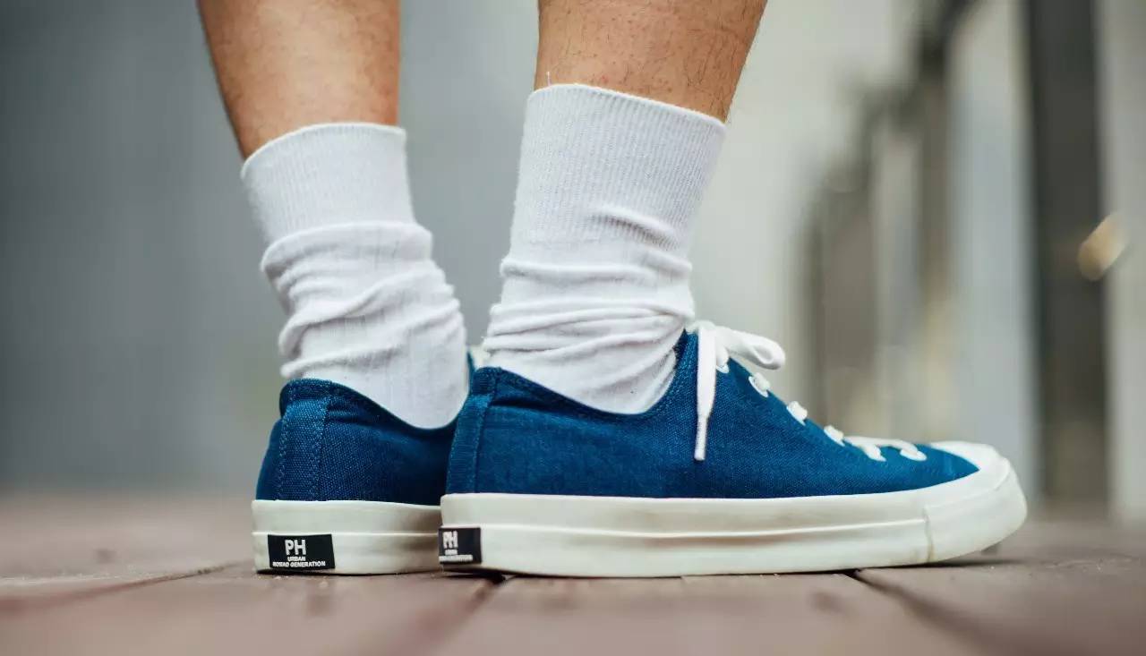 谁说国产球鞋做不出复古味,冷门国产球鞋品牌