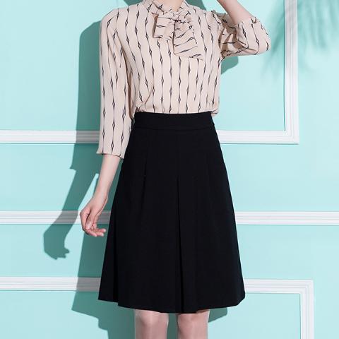 美丽一夏beauty,令人惊艳的小黑裙