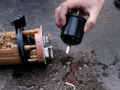 车油箱里进水了怎么解决,汽车油箱进水了怎么办