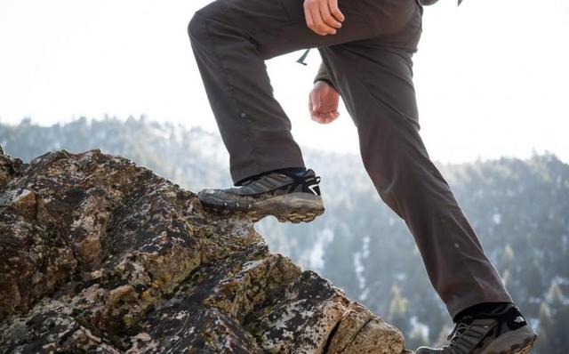 最近最火登山鞋,入门级透气性好的徒步鞋推荐