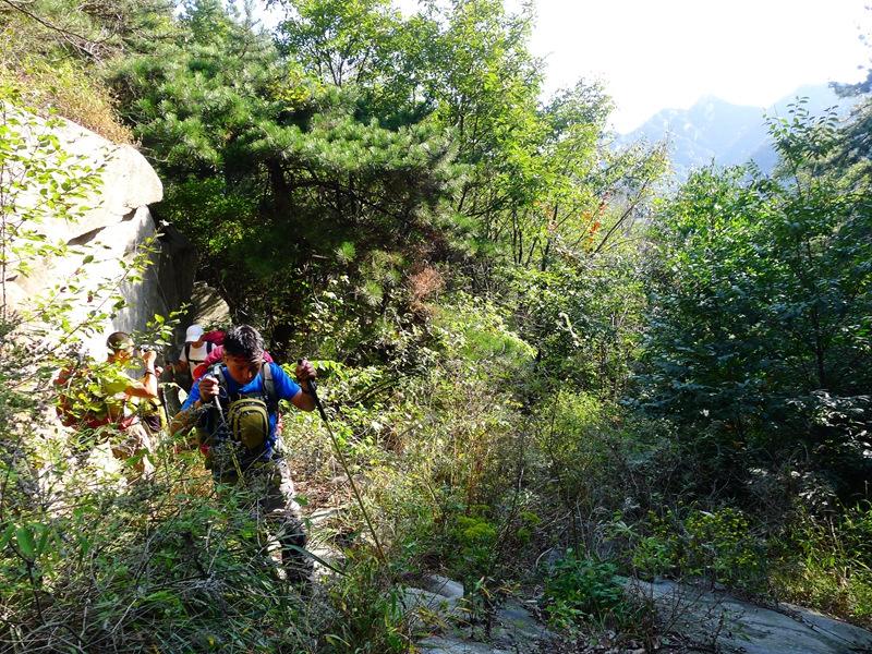 蒙山三十六计之十六：雨潜麻峪环古寺