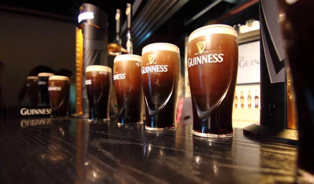 越“绿”越开心｜喝着啤酒过大节