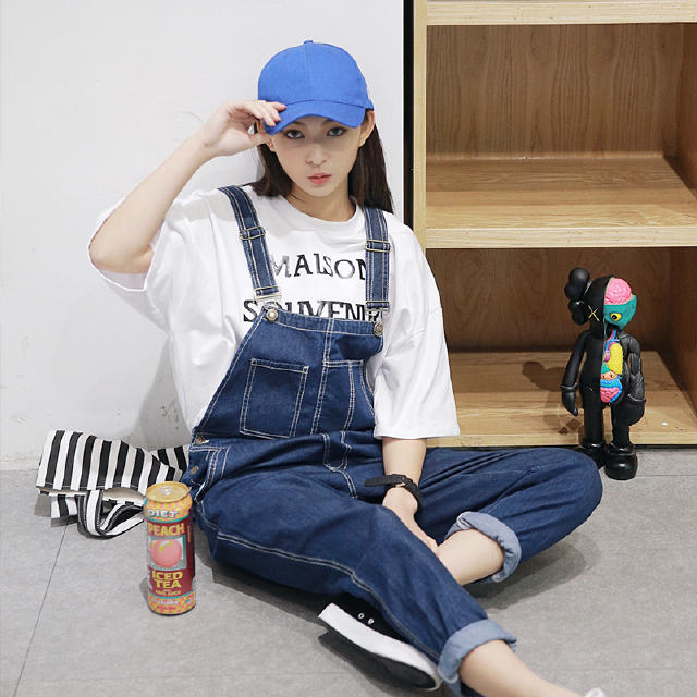 夏天穿背带去浪,这个夏天要穿露背装