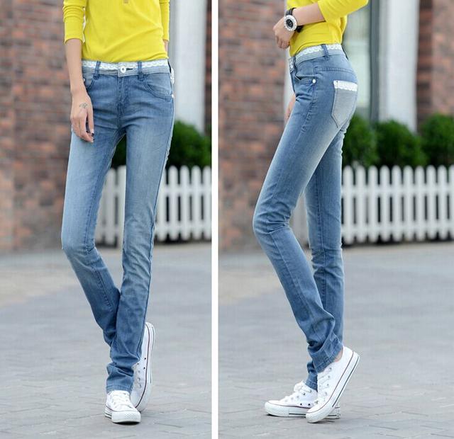 潮流穿搭夏日牛仔裤的清凉穿搭,修身牛仔裤夏季慵懒搭配