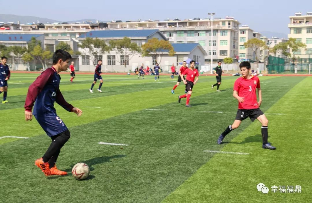 上周末足球比赛,前几天的足球比赛