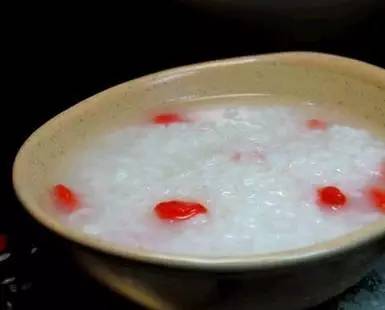 春季养肝茶有哪些,春季养肝试试这几种粥疗法