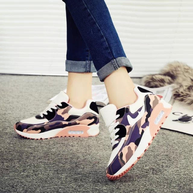 2022年时尚爆款女鞋,最新款最时尚的女鞋