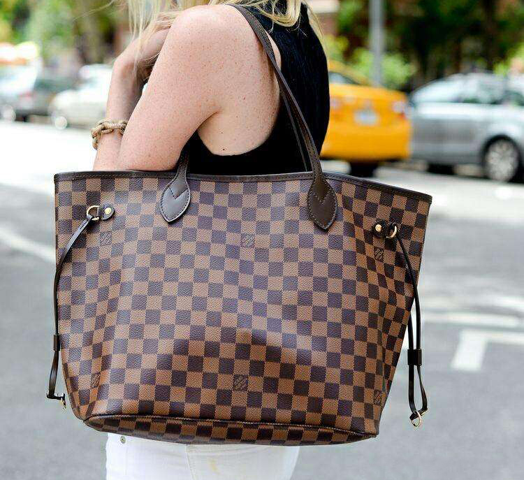 手袋何必猎奇，经典款拯救穿搭