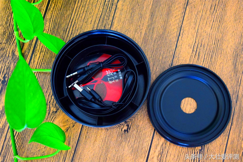 能发光的音响推荐,能照明的收音机