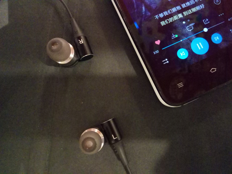 音色不俗还可换线,AUDIOSENSETK160动圈监听耳机