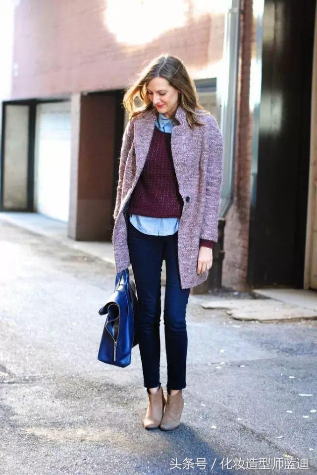 毛衣衬衫最温暖的叠穿套路,墨绿色毛衣配的衬衫穿搭