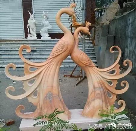石雕凤凰的由来,雕凤凰是什么寓意和象征