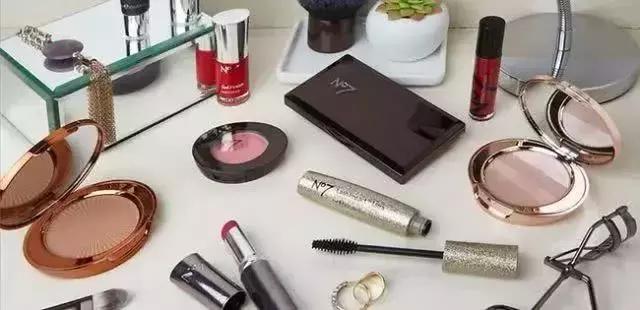 全世界最好用的化妆品,拼多多平价好用又便宜的彩妆