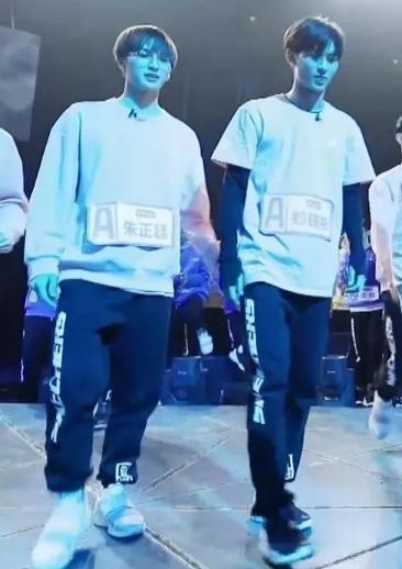 《偶像练习生》皇权富贵王炸四子乾坤正道异坤各种CP了解一下！