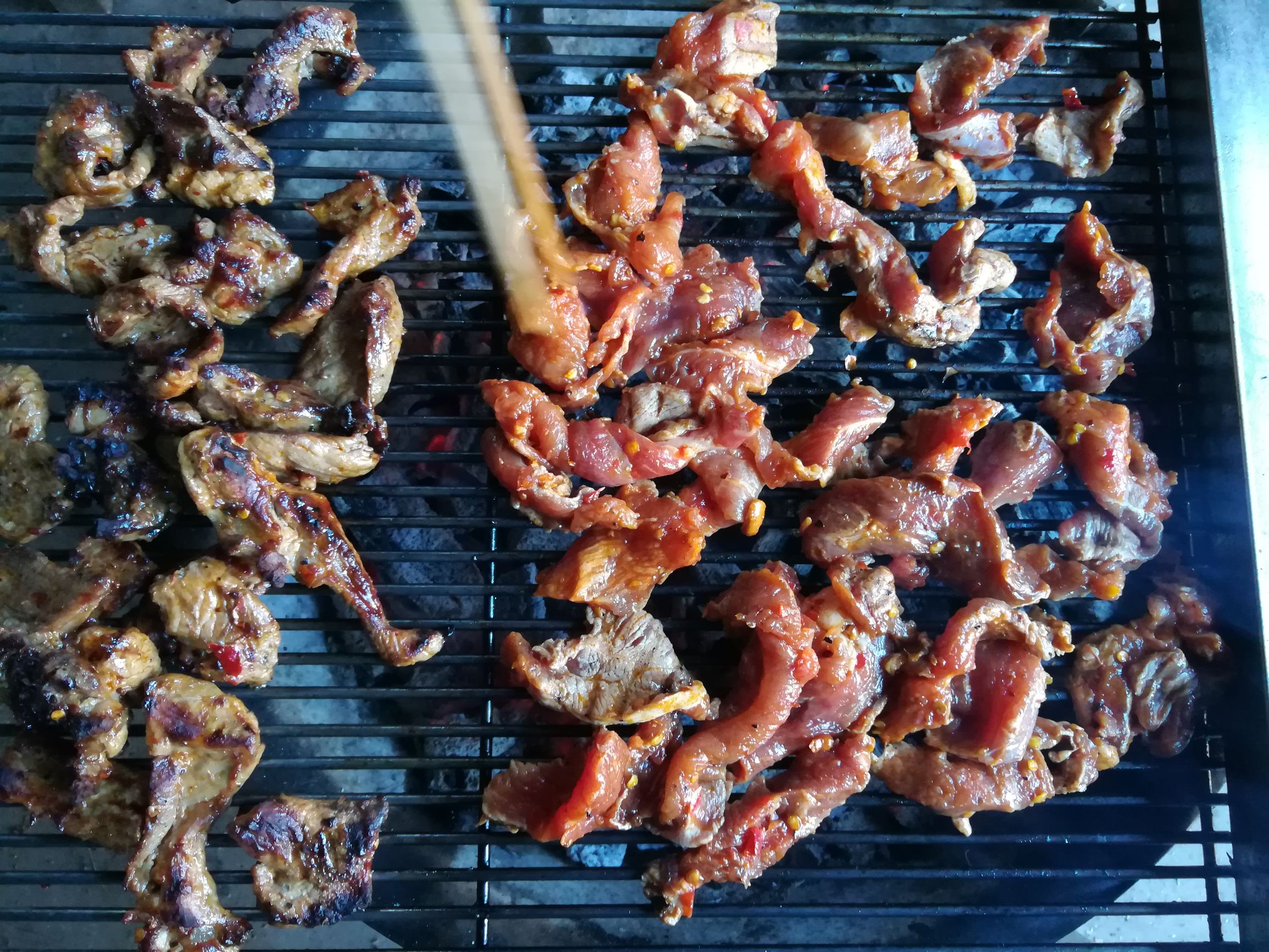 火盆烧烤有什么菜,重庆美食火盆烧烤