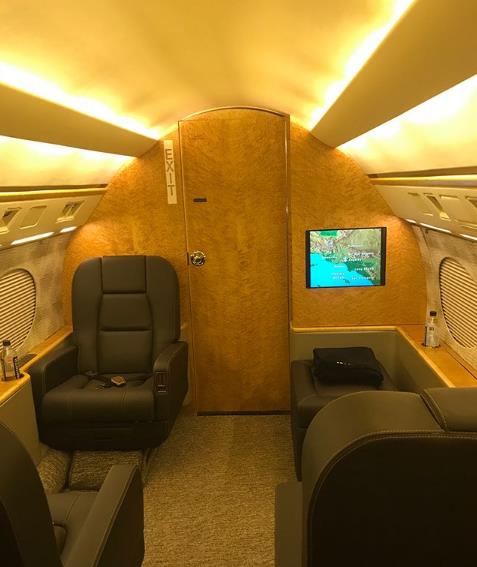 梅威瑟炫富新境界,梅威瑟炫富的生活视频