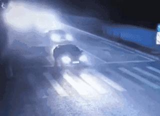 平安守护货车翻车,故意遮挡号牌被记12分再降级