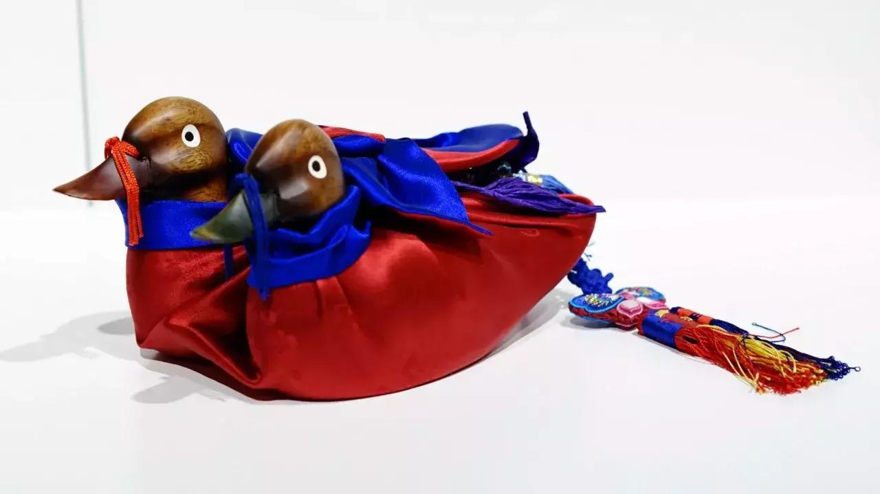 成都有哪些值得带给朋友的礼物,成都送人礼物送什么