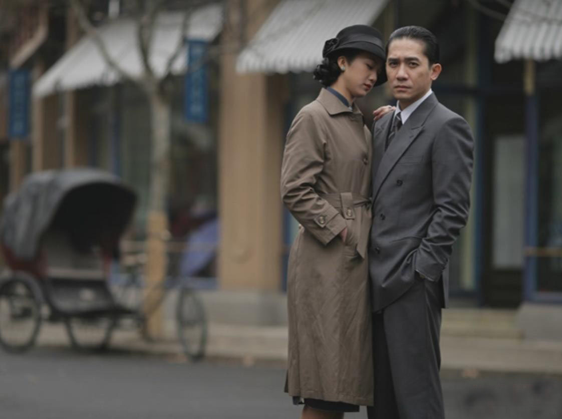 定制西服要量哪些尺寸,怎样的定制西服算合身得体的