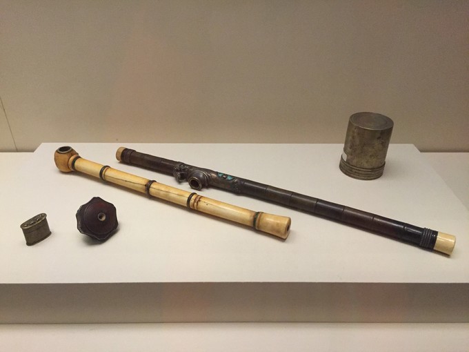 冬天去哪里旅游暖和特色美食,冬季游玩攻略美食推荐