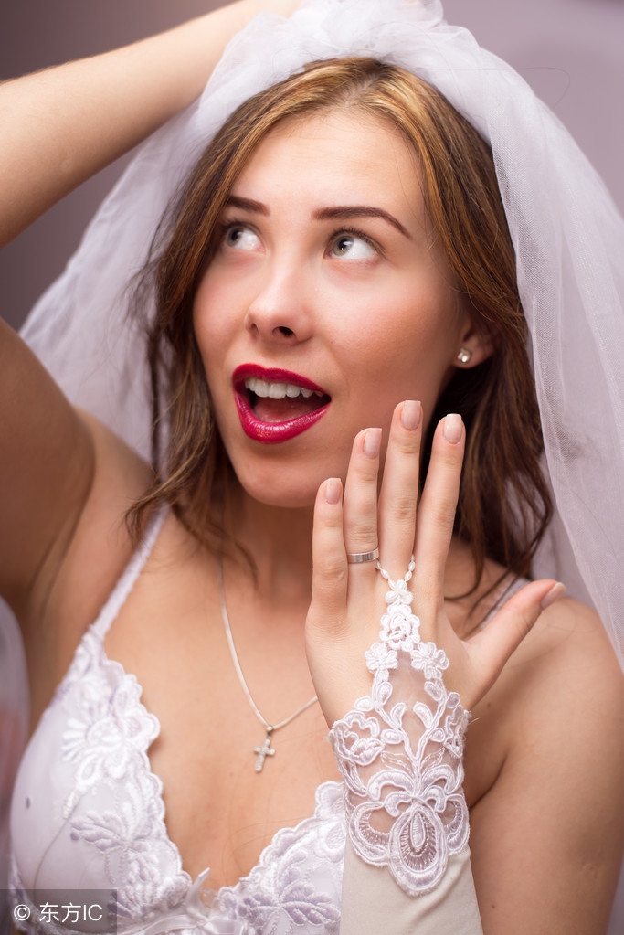 男朋友送的银项链断了预示什么,银链子变黑是什么原因