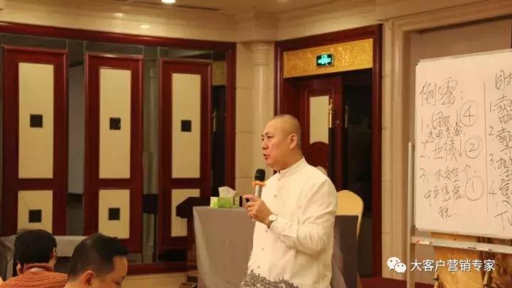 让客户无法拒绝你的销售技巧,让顾客爱上你的方法