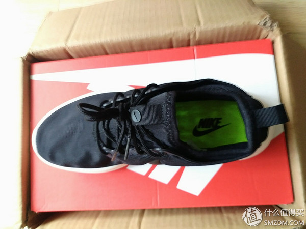 买鞋nike牛油果绿,耐克男款运动鞋推荐透气