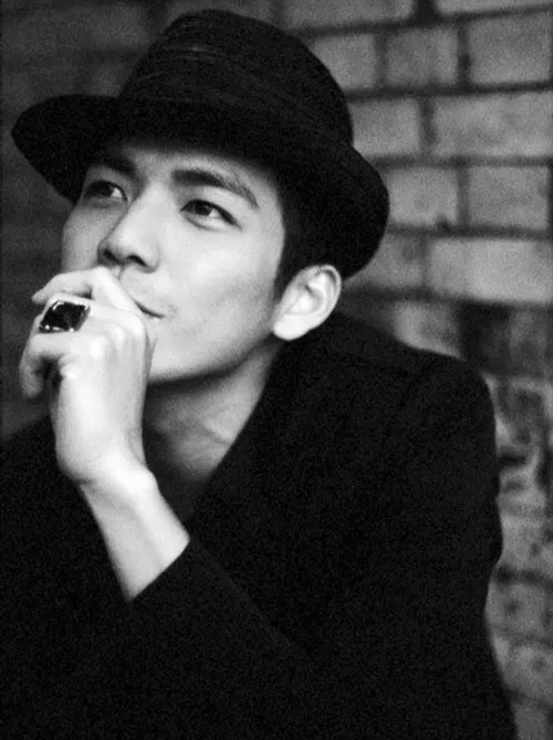 赵丽颖领衔没上过大学的当红明星,赵丽颖没上高中吗