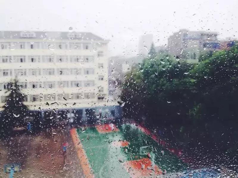 生活在宜昌是怎样一种体验,在宜昌一中读书是怎样的感觉