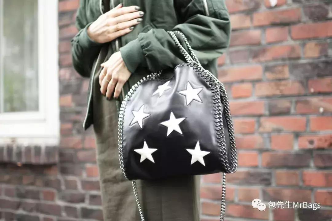 推荐几款适合学生党的挎包,推荐几款复古的小挎包