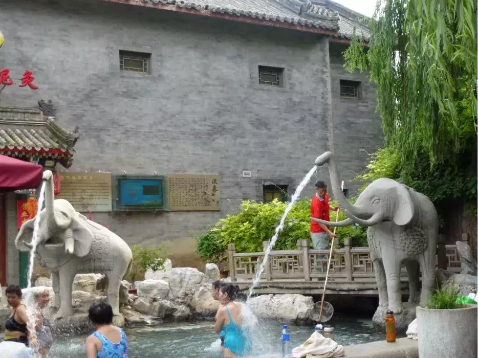 鍖椾含鏄屽钩鍗庢竻娓╂硥鐢佃瘽,鏄屽钩娓╂硥搴﹀亣鏉戜环鏍艰〃