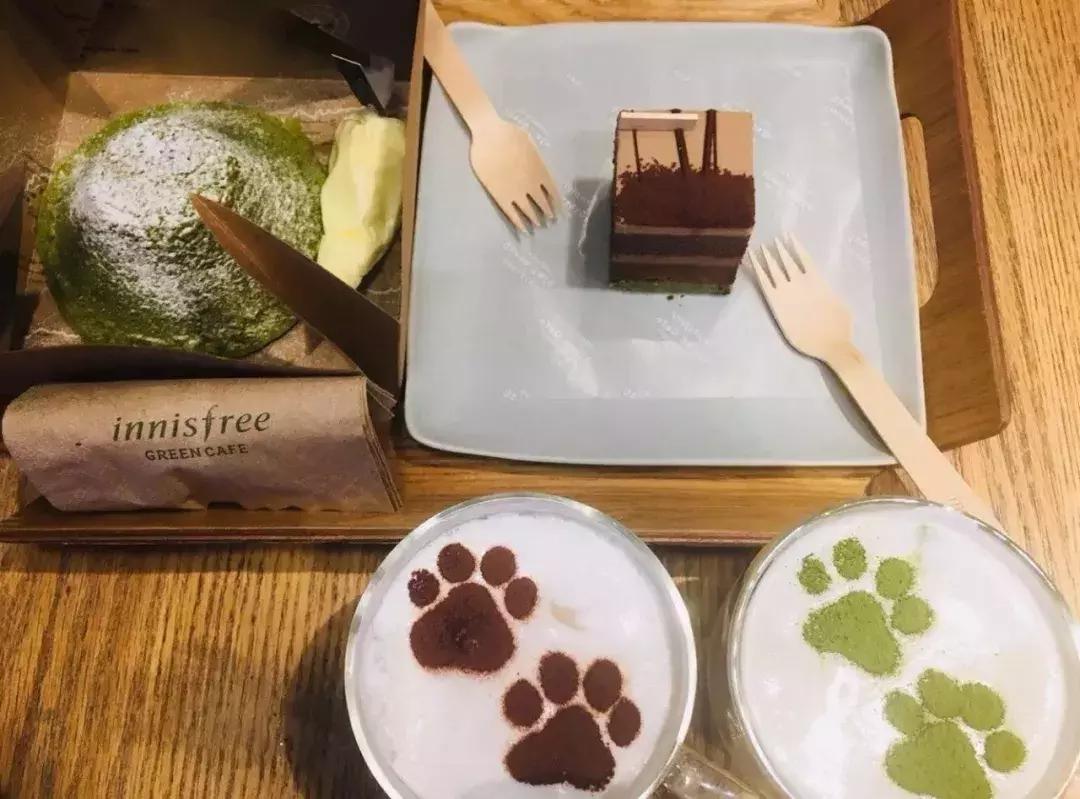 还在星爸爸%arabica排队?魔都还有这些超嗲主题咖啡馆等你拔草