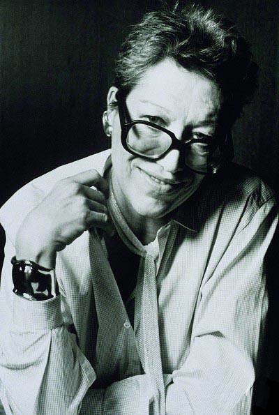 具有复古元素的现代首饰,回归专属首饰