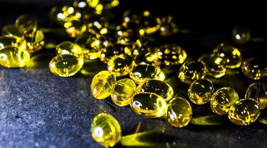 鱼肝油和ad哪个更好,鱼肝油是AD还是D3