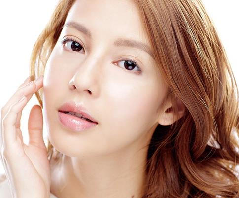 4个动作每天坚持拥有年轻肌肤,教你一招轻松拥有好肌肤