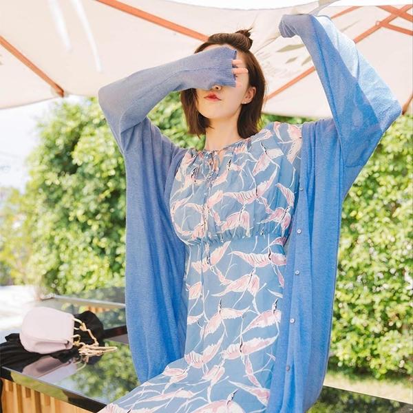 纯色收腰连衣裙女夏季新款,夏季雪纺纯色连衣裙