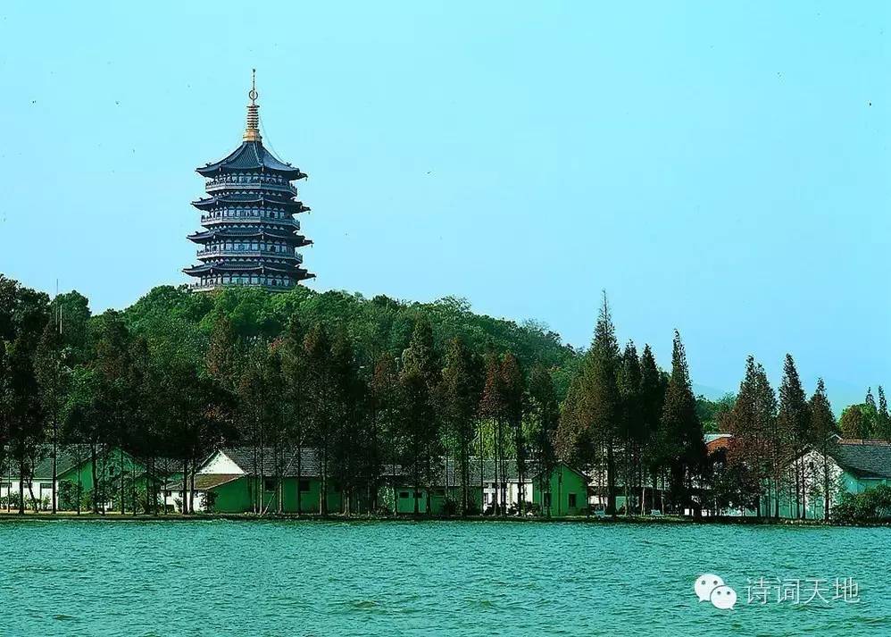 一山一水皆有情一草一木都是诗,一山一水皆美景一草一木皆有情