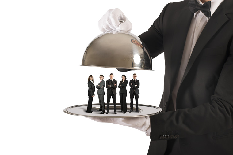 成交率高对手7~8倍，销售额长35倍，与携程、去哪儿PK，会小二凭啥拿到行业最大一笔融资？