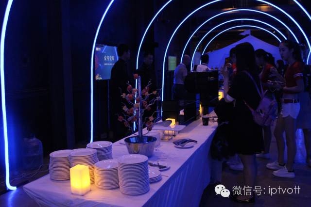 直击：1周年生日趴看尚85寸电视引爆大屏新潮流