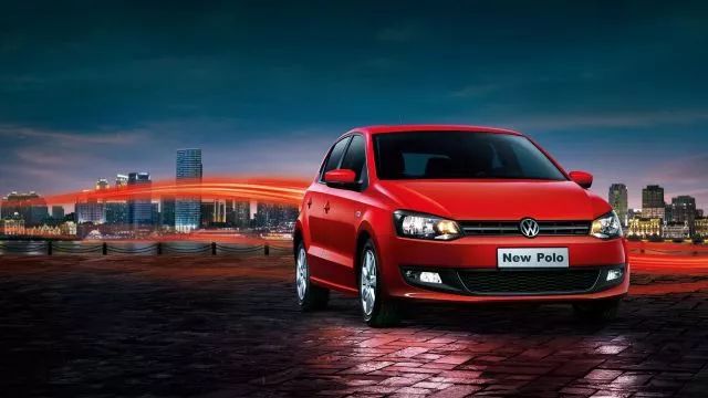 什么车最经济实惠适合女孩子开的,新手买什么车适合女生开