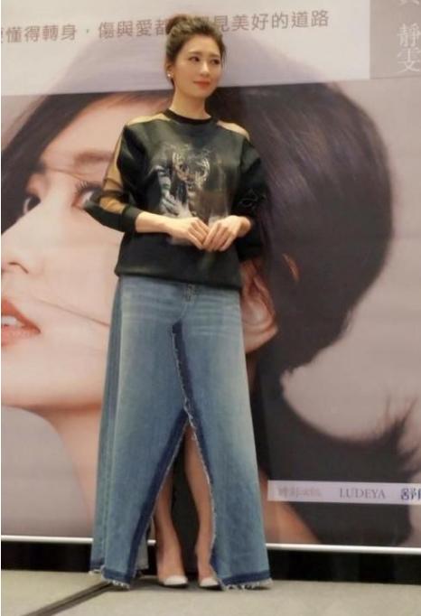 鹿晗花式起球,鹿晗花式足球技巧视频