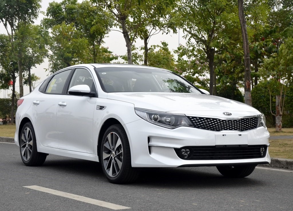 起亚k5走烂路后轮底盘响,起亚k5不平路段咚咚响