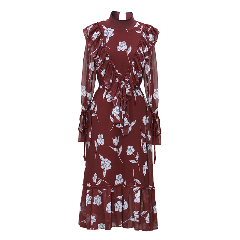 清新连衣裙英文,浪漫荷叶边美裙摇曳出万种风情