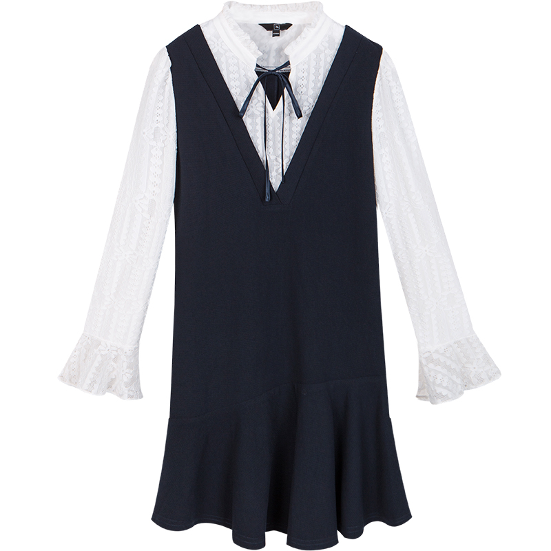 清新荷叶边，连衣裙也诗情画意