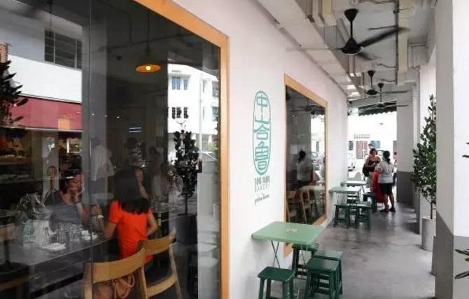 比新加坡好玩的地方,新加坡必逛购物点