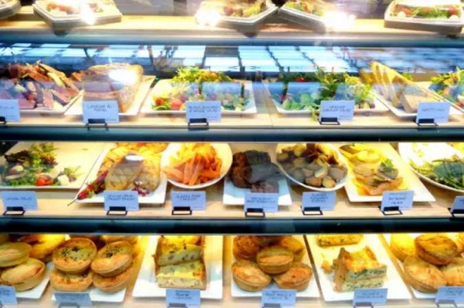 比新加坡好玩的地方,新加坡必逛购物点