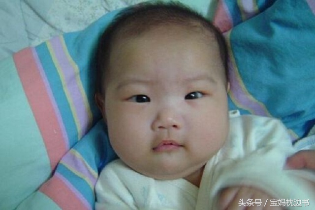 宝宝小时候对眼长大后能过来吗,小婴儿对眼是天生的还是后天的