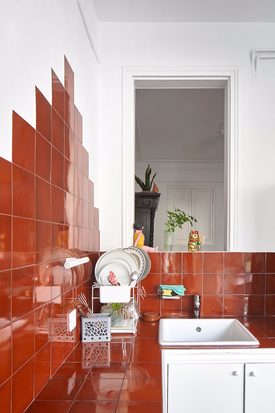 巴塞罗那ATABLE,II住宅:将桌子作为住宅的中心